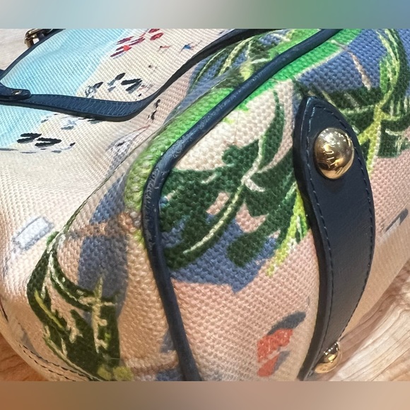 LOUIS VUITTON
Limited Edition Escale Canvas Ailleurs Cabas GM Bag - Picture 8 of 17